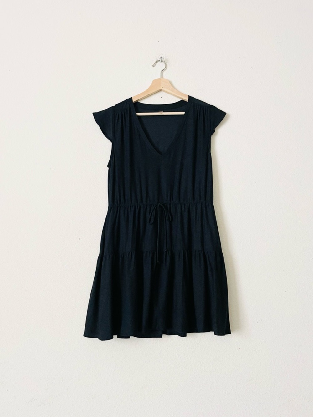 Beyond Yoga MEDIUM Featherweight Out and About mini Aline tiered dress